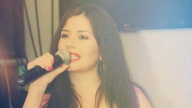 Yunan şarkıcı Anastasia Kalogeropoulou KKTC’de konser verdi, hain ilan ettiler